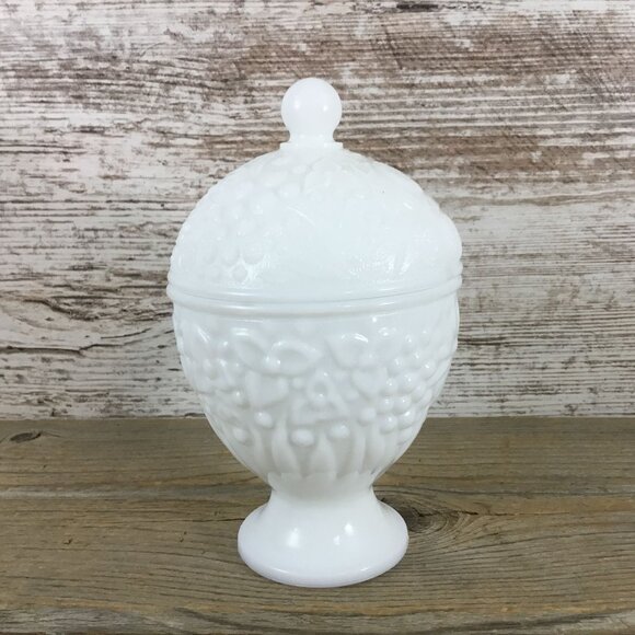 Vintage Avon White Milk Glass Lidded Pedestal Candy Dish Floral Design - Picture 2 of 10